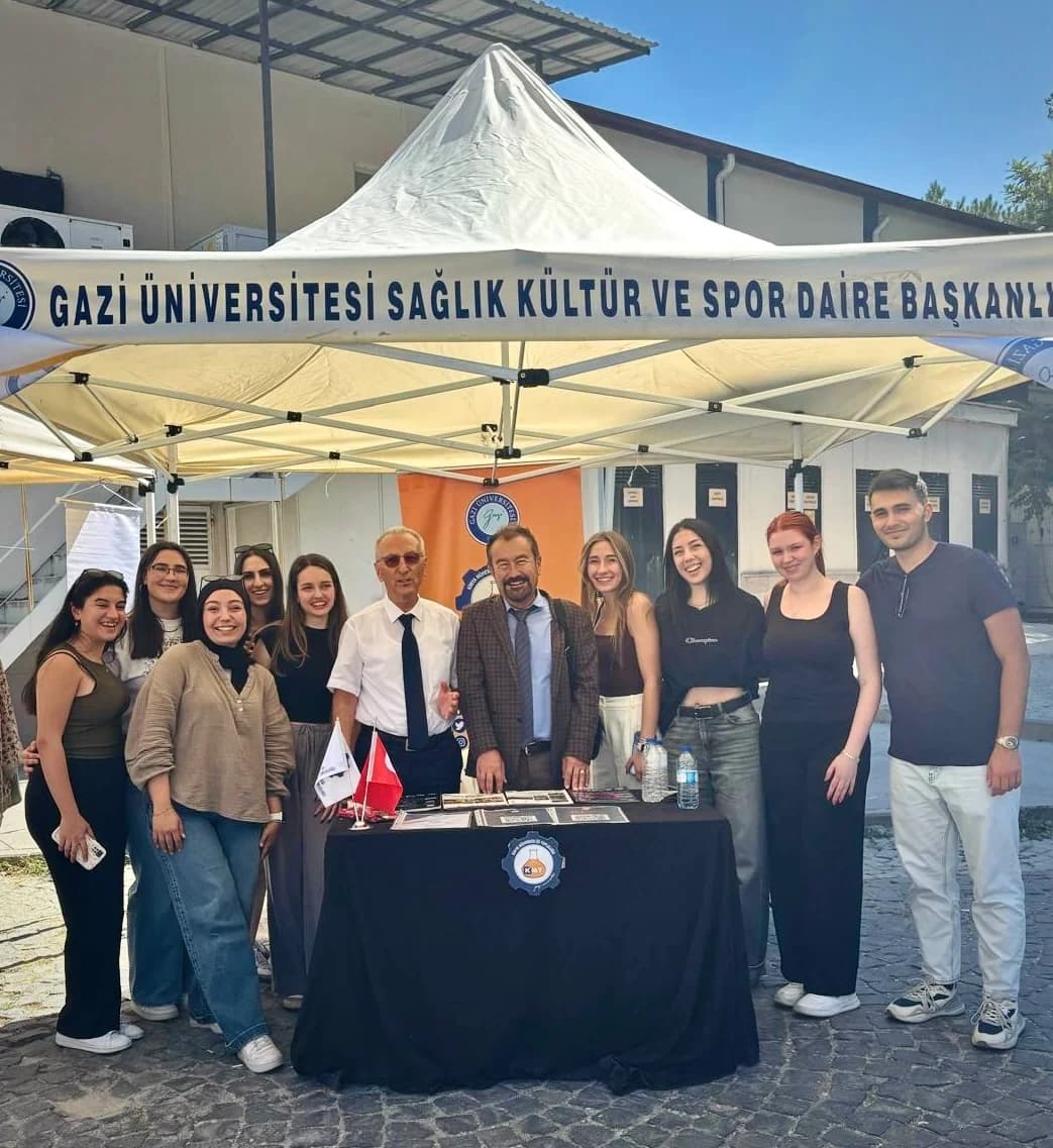 Etkinlik ve stant alanından bir kare